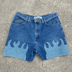 Denim on Fire Distress 5inch Lee Jorts 33W