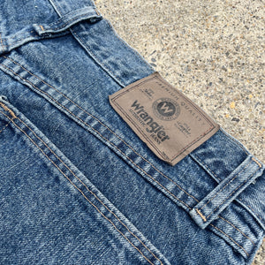 Denim on Fire Distress 5inch Wrangler Jorts 32W