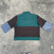 Tri-Color Triple Pocket Hybrid Top