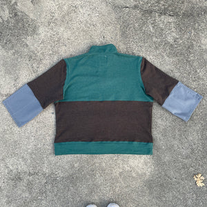 Tri-Color Triple Pocket Hybrid Top