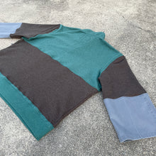 Tri-Color Triple Pocket Hybrid Top