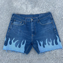 Denim on Fire Distress 5inch Jorts 34W