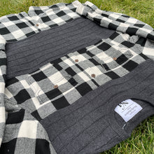 4-Way Greyscale Flannel